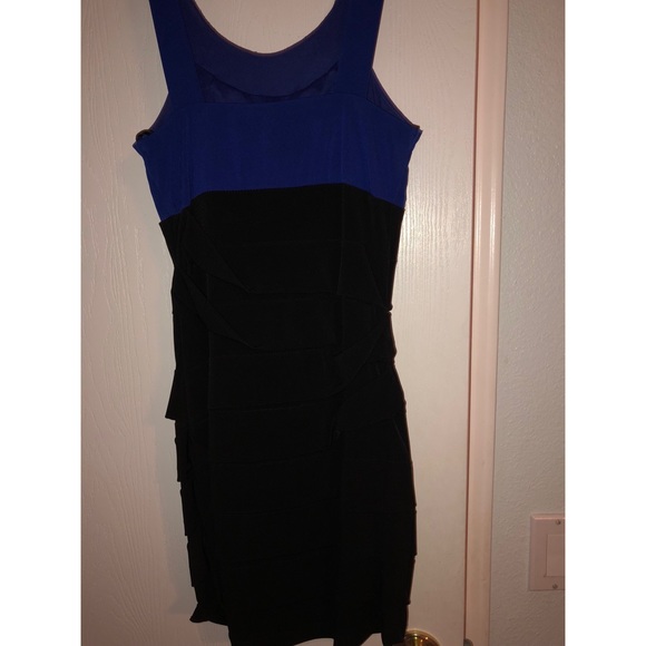 Cocktail dress - Picture 3 of 3